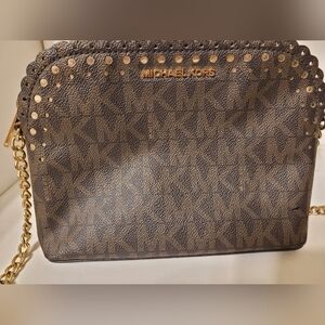 MICHAEL KORS Cindy Dome Scallop Crossbody Bag